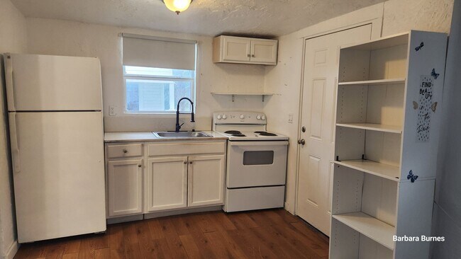 Foto del edificio - 550 Live Oak Ave