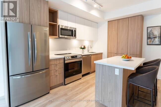 Photo du bâtiment - 333 Sunseeker Ave