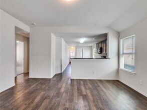 Building Photo - 2806 Morgensen Dr