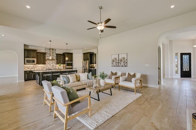 Building Photo - 227 Dally Ct