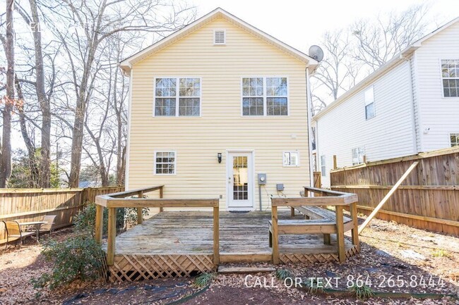 Building Photo - Charleston-Style Home Minutes from Downtow...