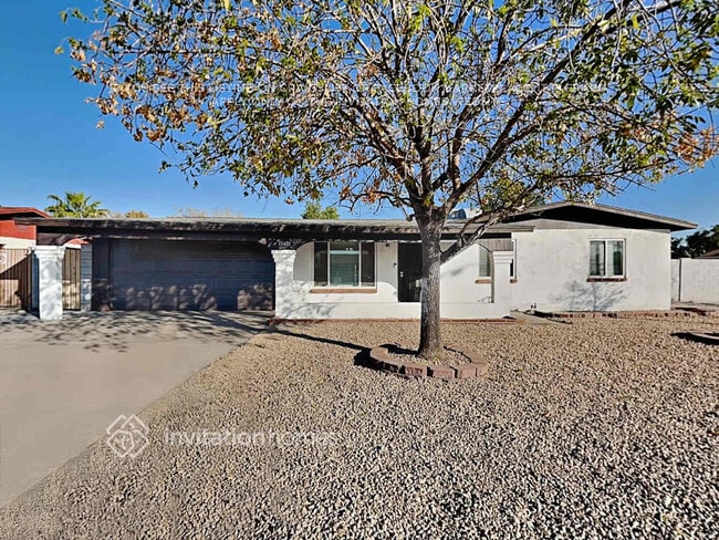 Building Photo - 13401 N 37th Ave