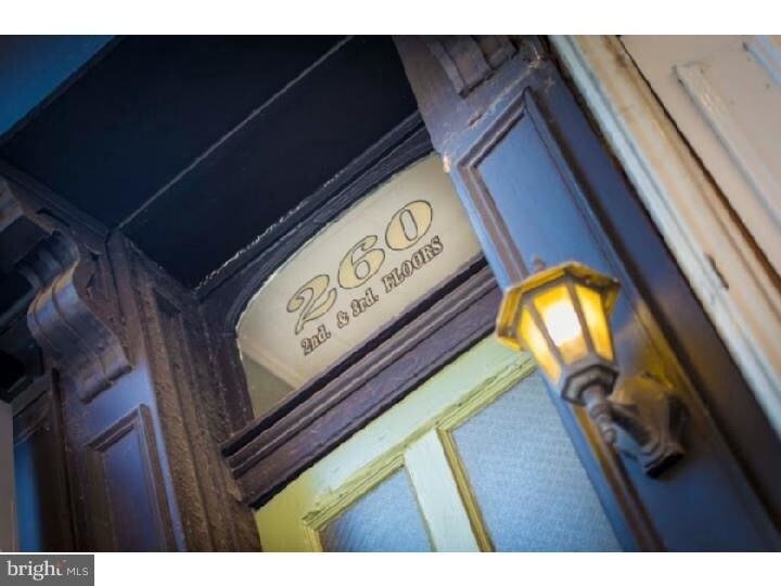 Foto principal - 260 S 11th St