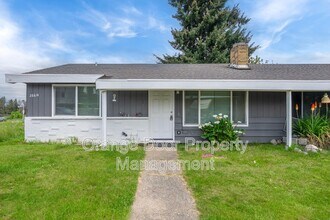 Building Photo - 28614 46th Ave South