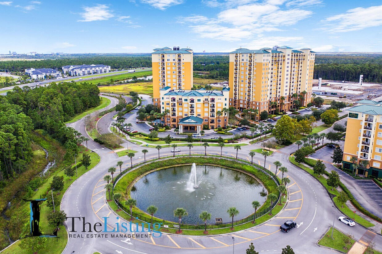 Foto principal - 8125 Resort Village Dr