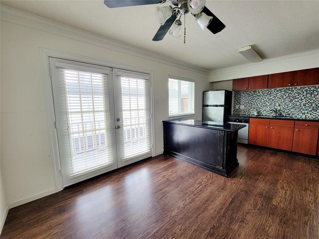 Foto principal - 4040 San Felipe St