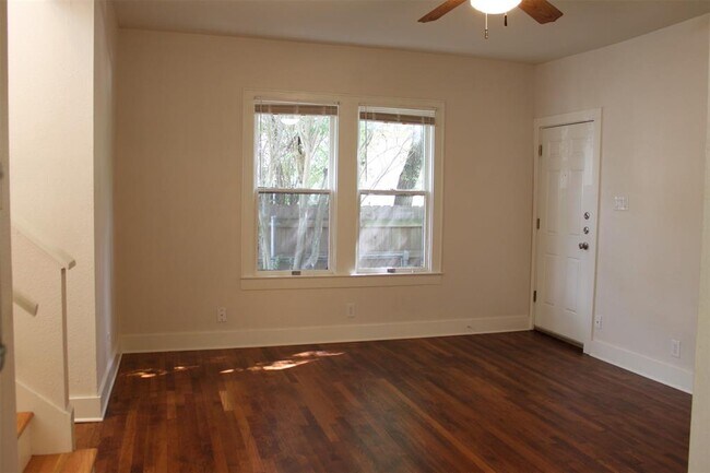 Building Photo - 3407 Cedar St