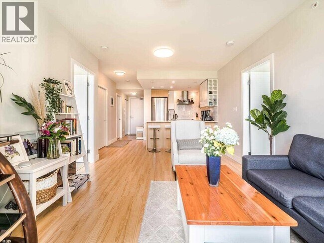 Photo du bâtiment - 159 W 2nd Ave