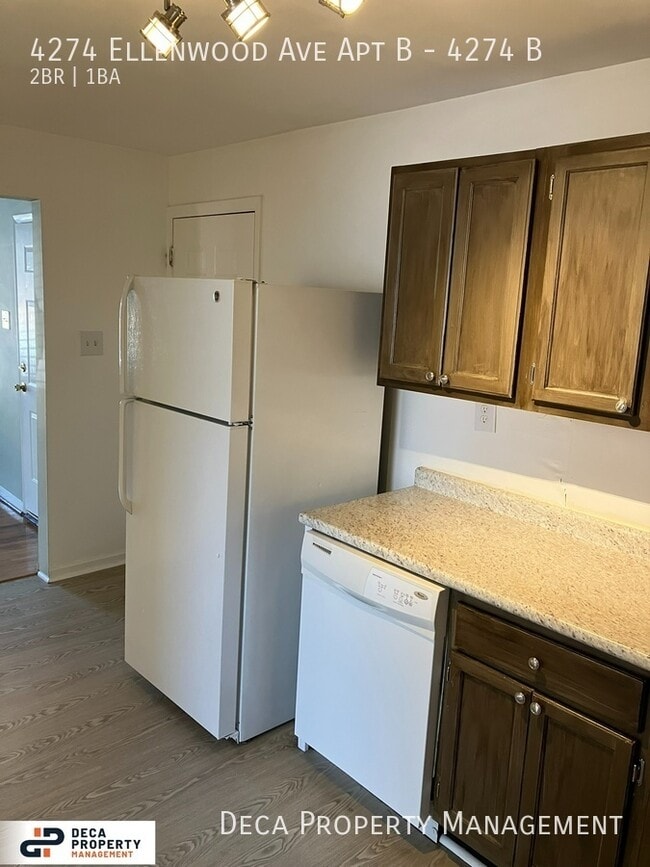 Building Photo - 2 Bedroom Apartment