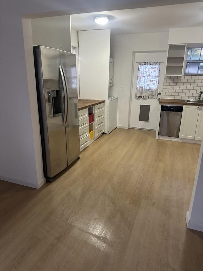 Foto del edificio - 2435 McKinley St