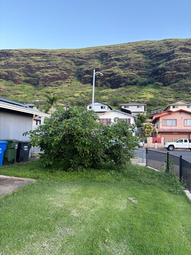 Foto del edificio - 86-138-138 Leihoku St