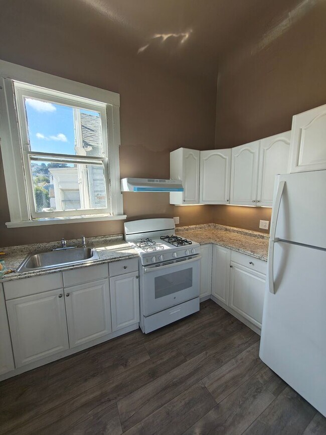 Photo - 00EU1063 Apartment