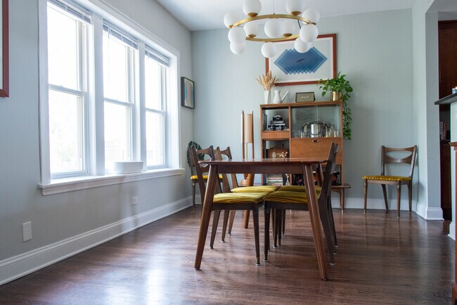 Foto del edificio - 4808 N Paulina St