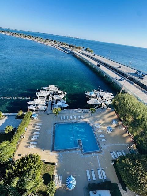 Foto del edificio - 150 SE 25th Rd