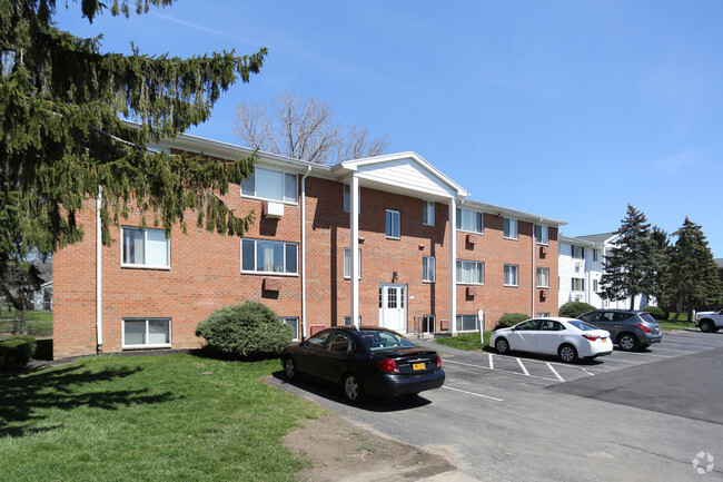 Building Photo - Greystone Apartments