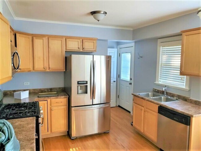 Building Photo - 234 N Redfield Ct