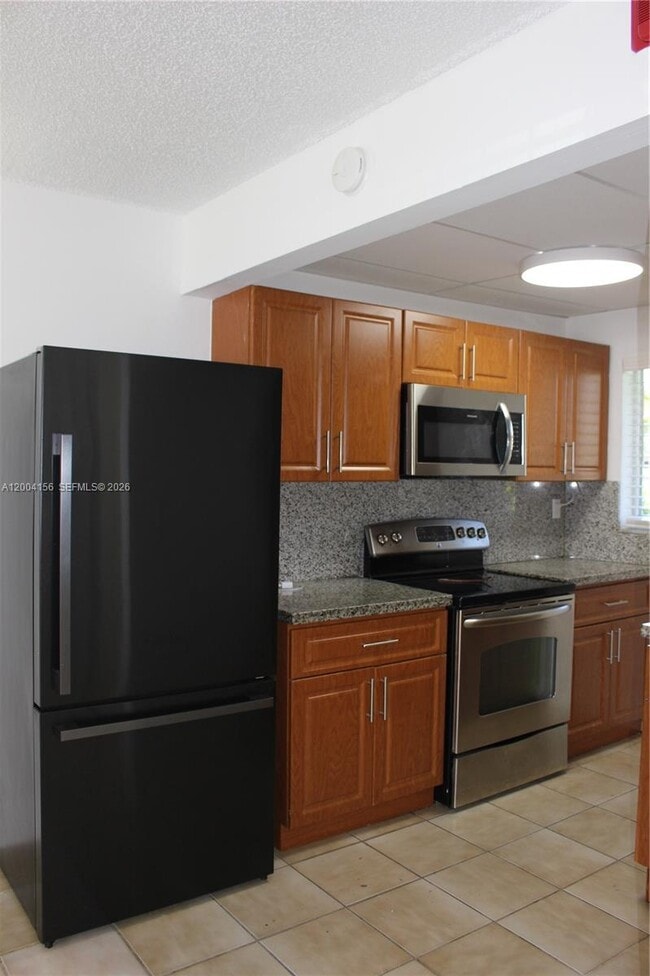 Foto del edificio - 4050 NW 135th St