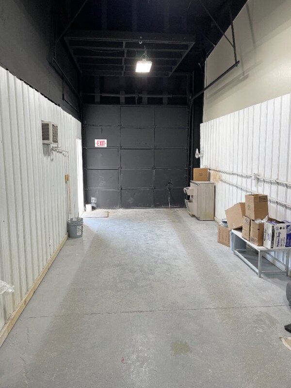 Building Photo - 14621 Grover St