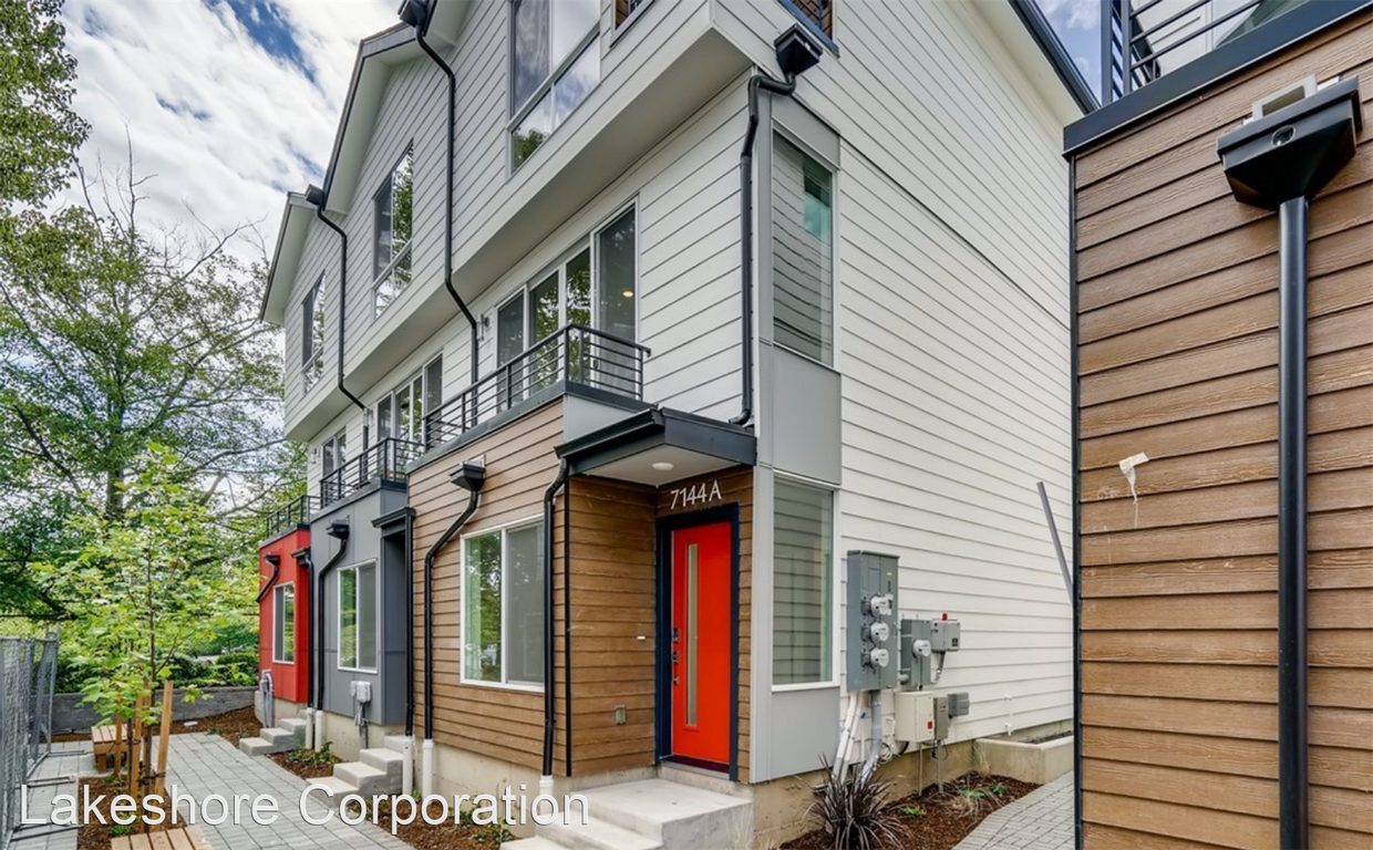 Primary Photo - 3 br, 2 bath House - 7120B Beacon Ave S