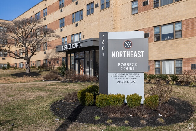 Building Photo - Borbeck Court