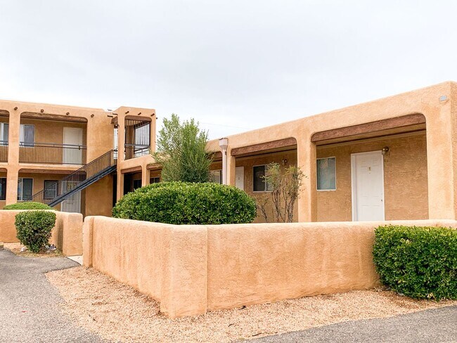 Foto del interior - El Pueblo Apartments