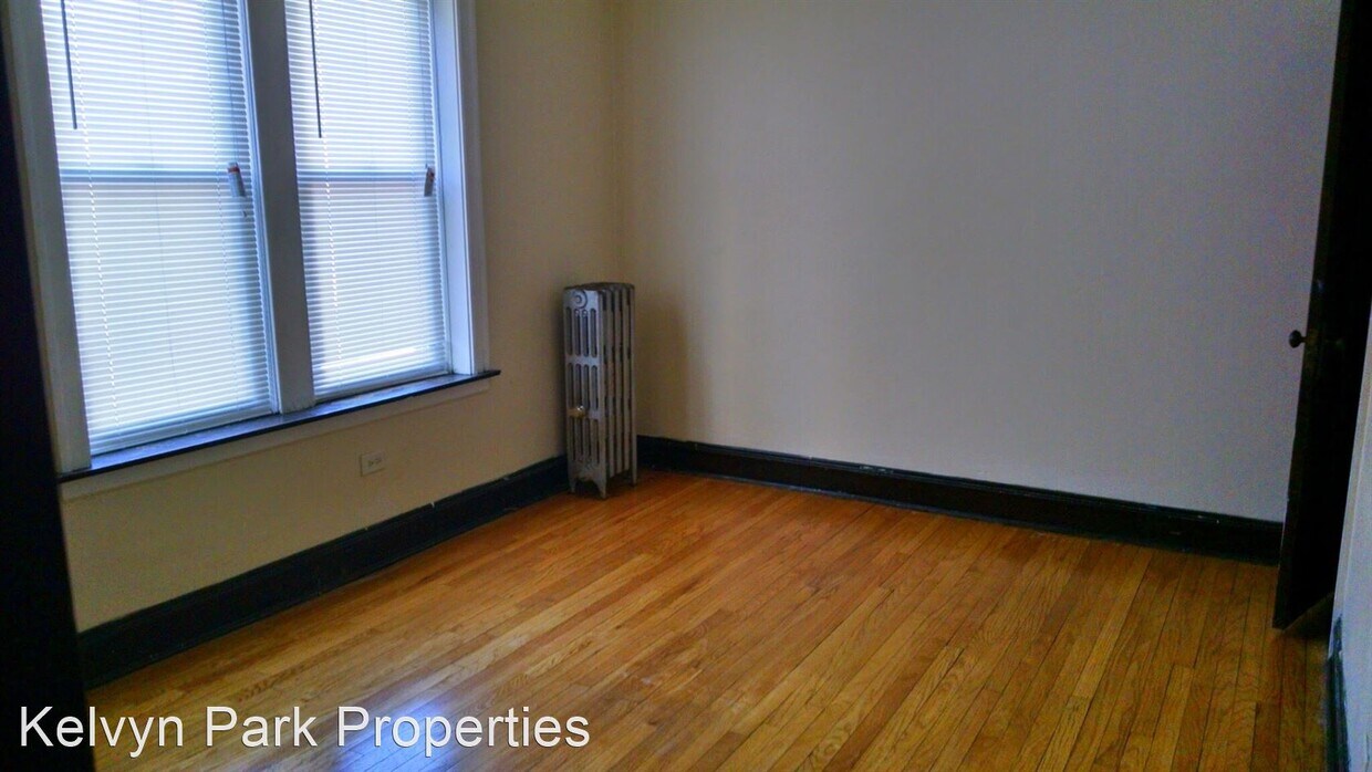 Building Photo - 4844 W Henderson St