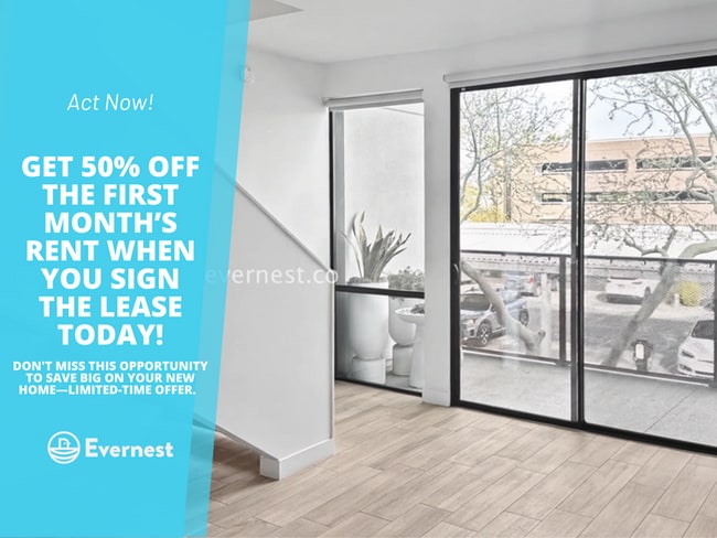 Building Photo - 1717 N 1st Ave