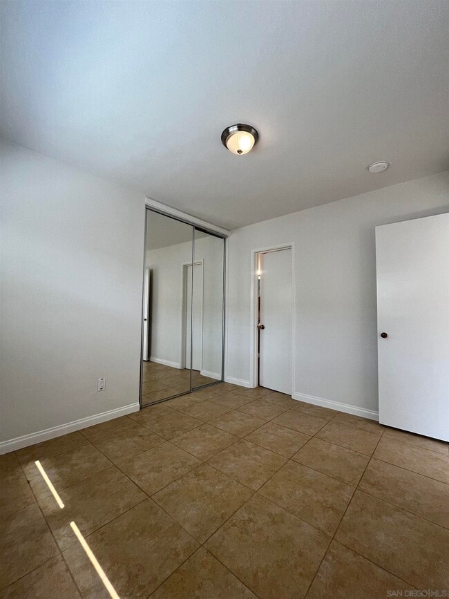 Building Photo - 1107 Grand Ave