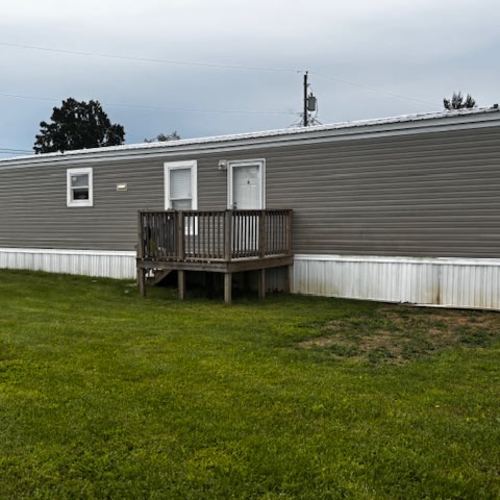 Foto del edificio - 475 Landis Ln