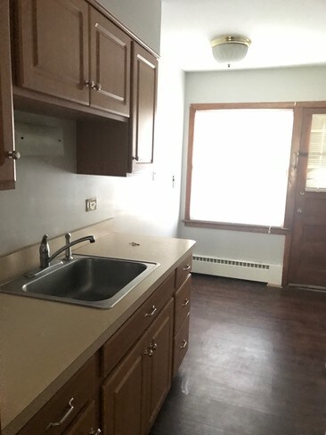 Foto del edificio - 1620 Dempster St