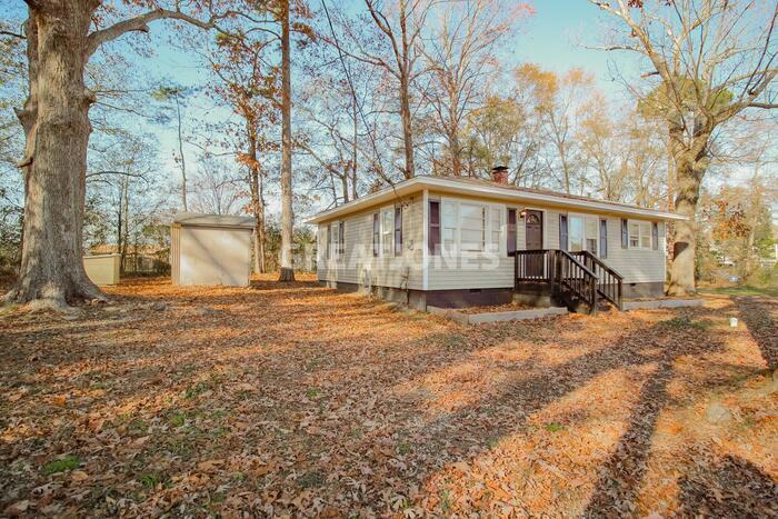 Foto principal - 315 Lee Vaughn Rd