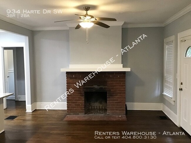 Building Photo - Renovated 3 Bedroom Bungalow in Sylvan Hills!