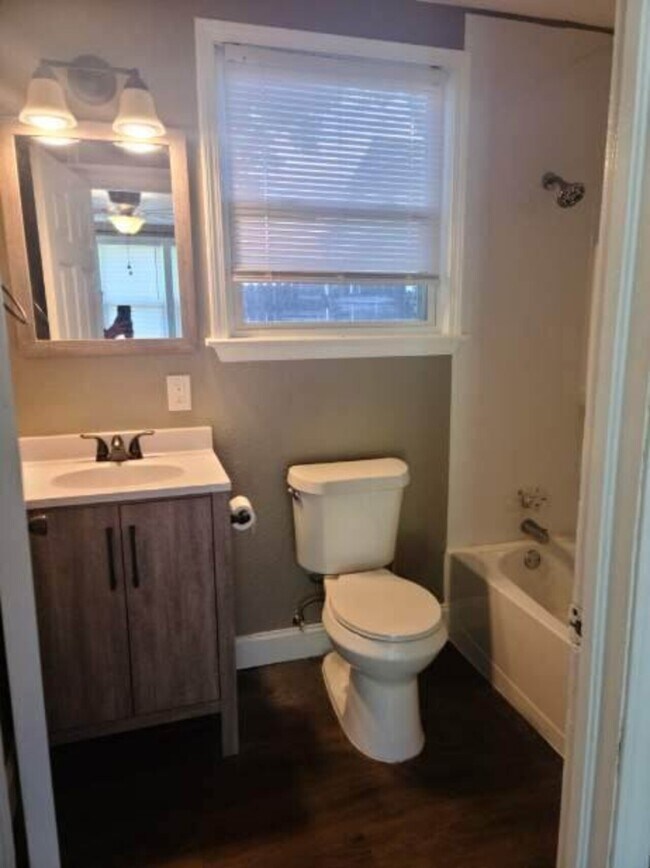 Building Photo - South Greenwood Duplex-1