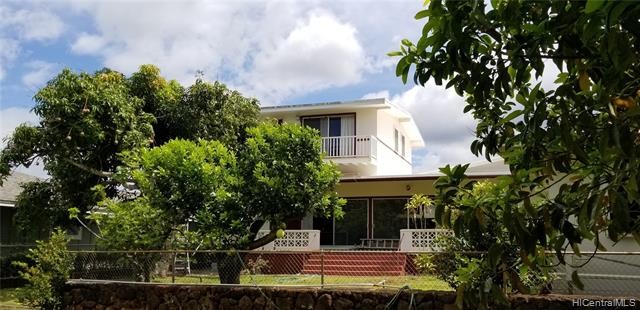 Building Photo - 99-127 Waipao Pl