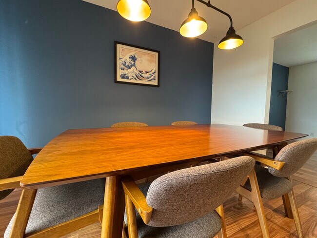 Foto del edificio - 4805 N 96th St