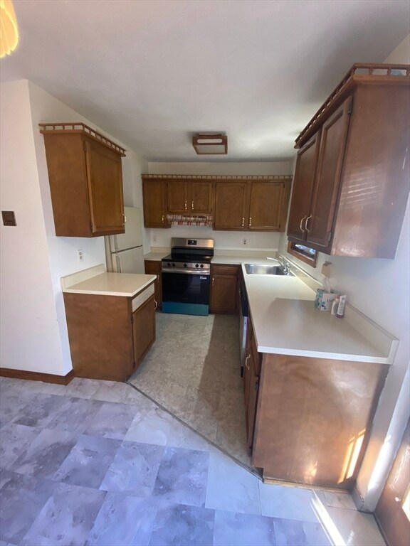 Building Photo - 189 Ferry St