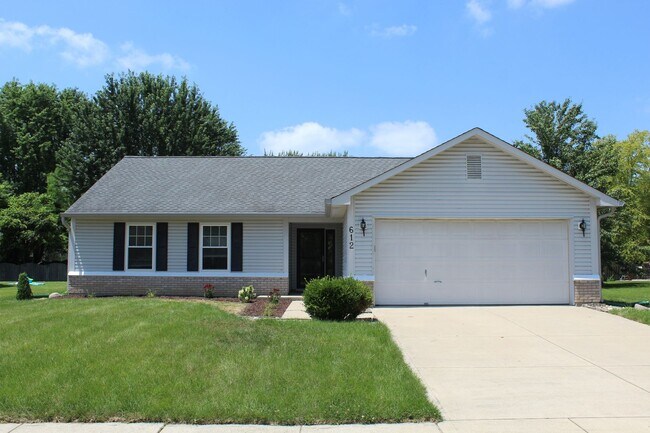 Foto del edificio - 612 Woodfield Cir
