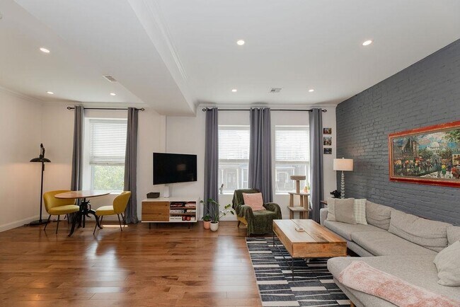Foto del edificio - 966 Summit Ave