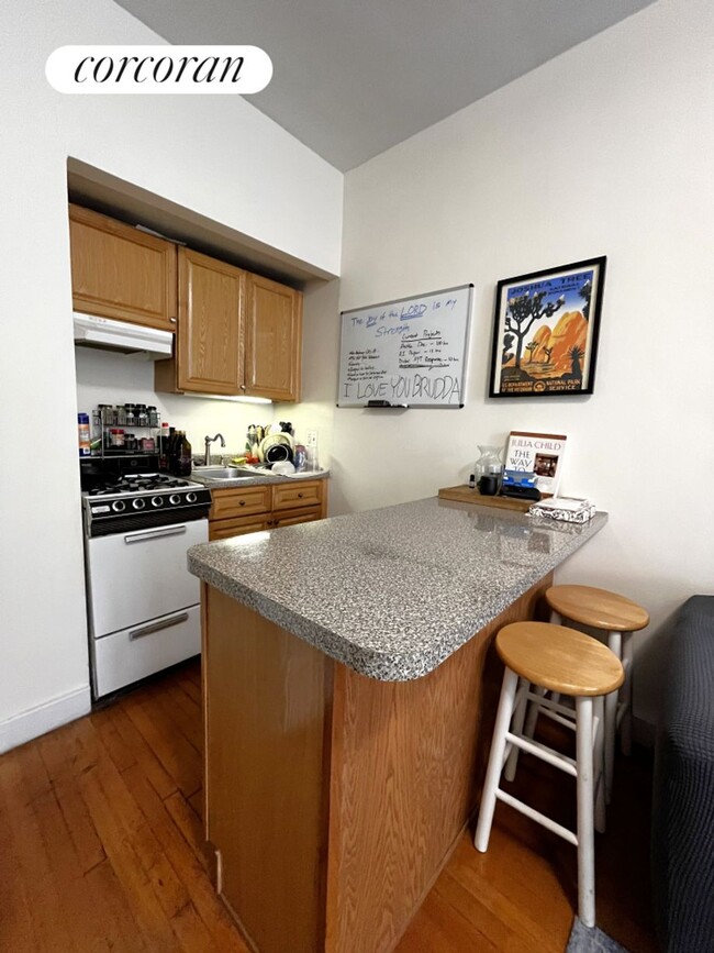 Foto del edificio - 34 W 86th St