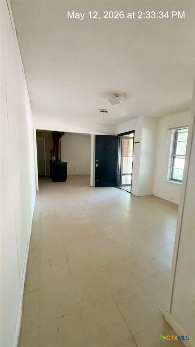 Foto del edificio - 607 Curry Ave
