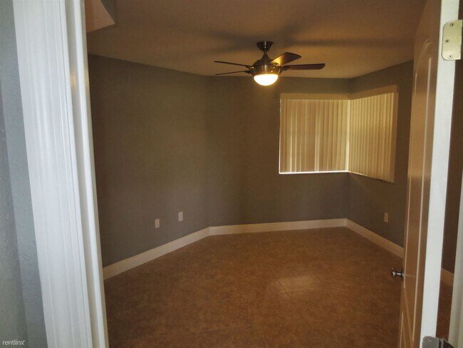 Foto del edificio - 2 br, 2 bath Condo - Lakeview Club 2871 105