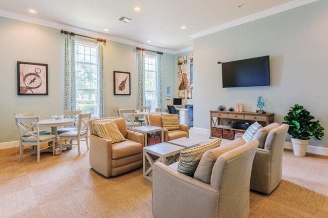 Foto del edificio - 920 Belle Point Dr