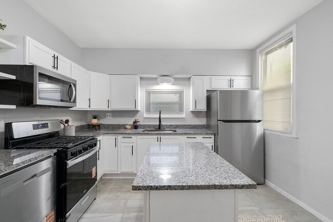 Photo - 1123 Brabec St House