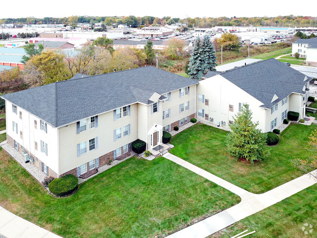 Aerial Photo - Heritage Grove Apartments