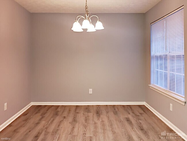 Building Photo - 201 Ranch Ct