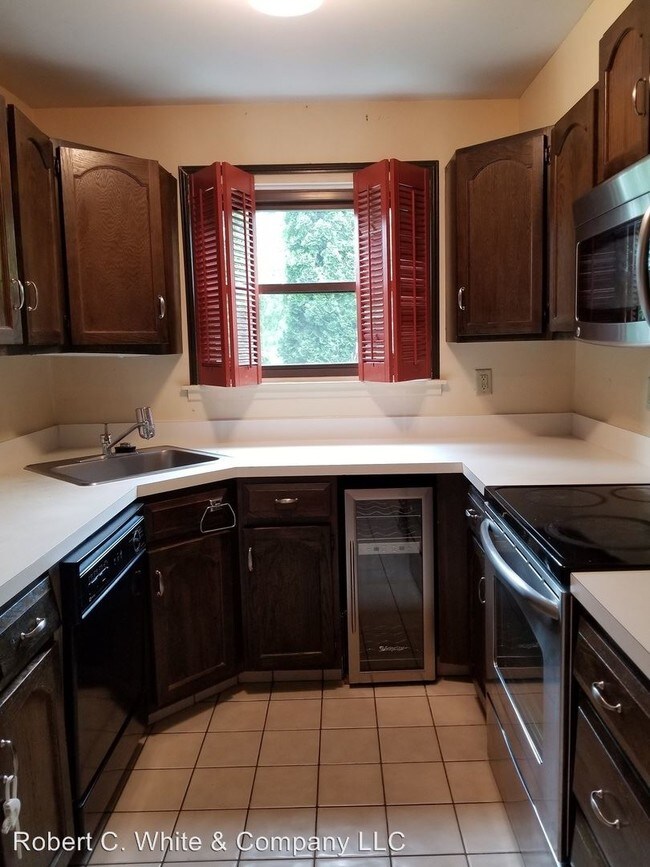 Foto del edificio - 2 br, 2.5 bath House - 14 Stevens Place #14