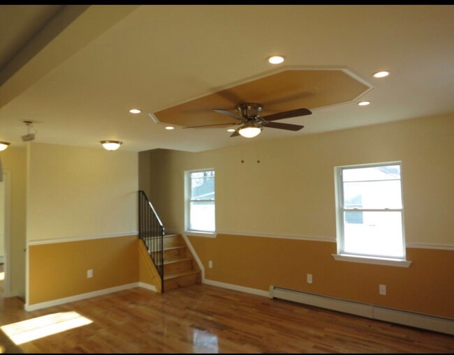 Foto del edificio - 187-50 Hilburn Ave