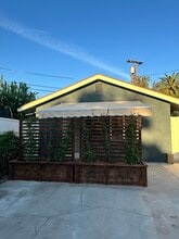 Building Photo - 3647 Los Feliz Ct