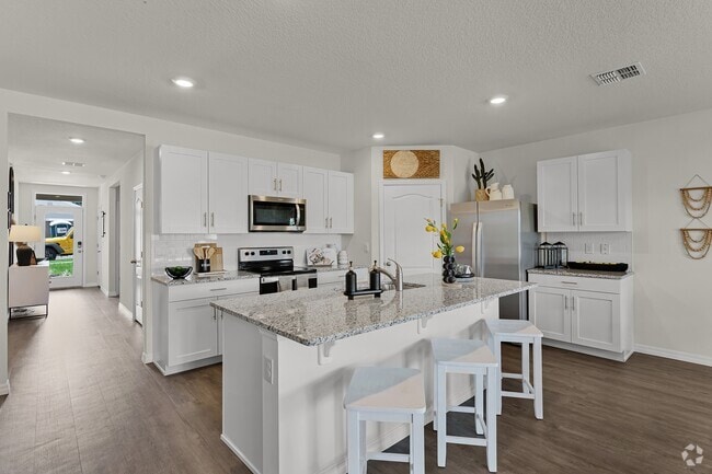 Building Photo - Cedar Ridge