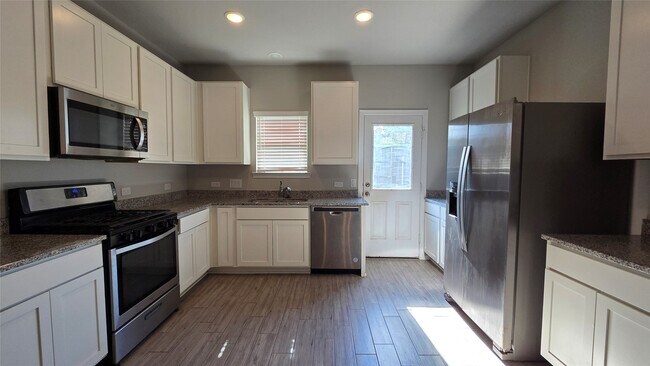 Foto del edificio - 914 Redinger Ridge Dr